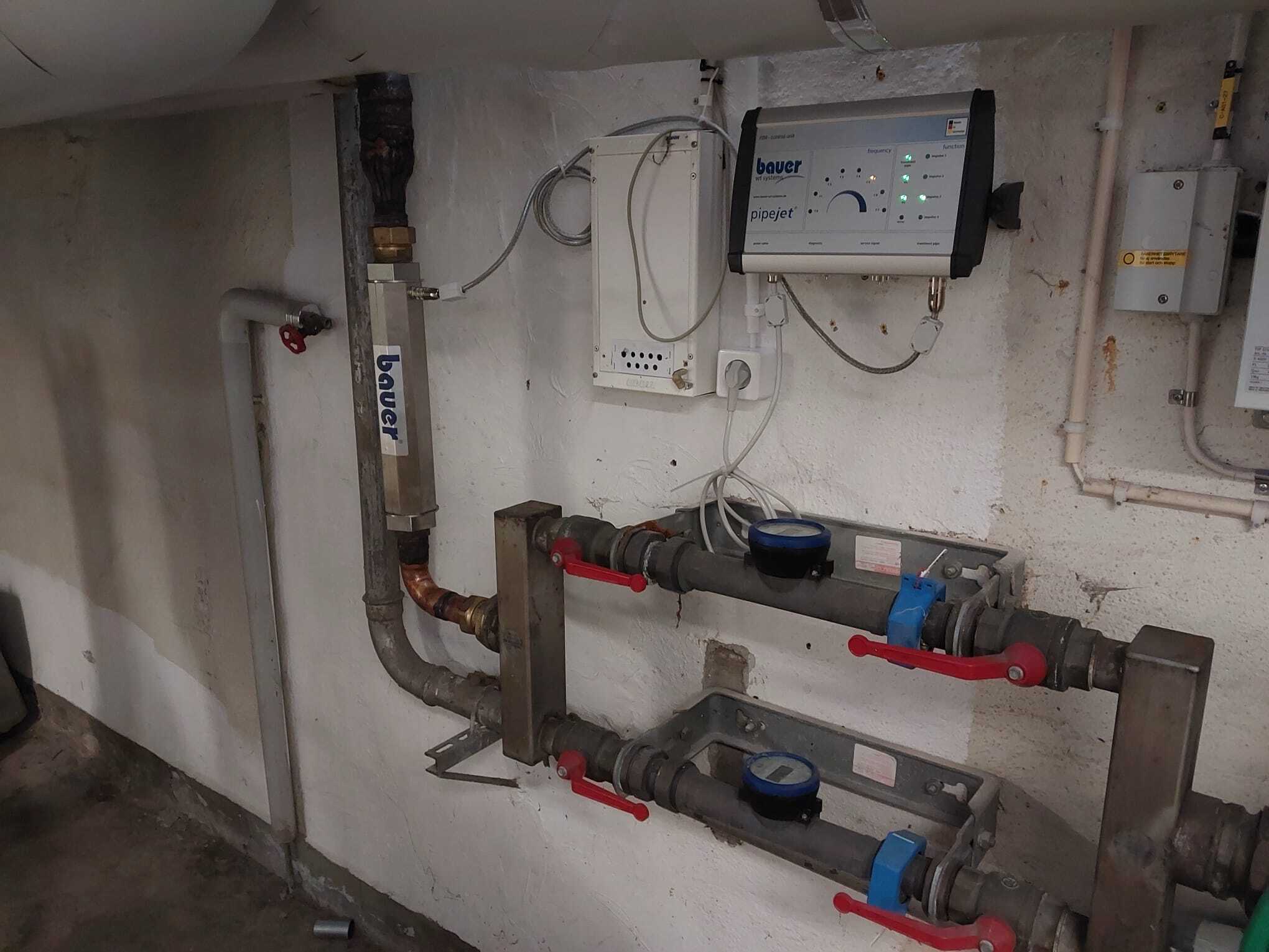 PipeJet installerad i rörledning i fastighet